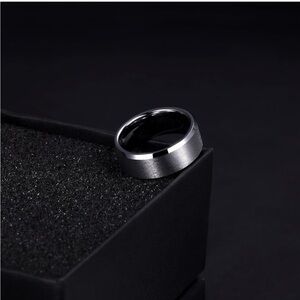 Men's/Woman’s Classic Silver Steel Band